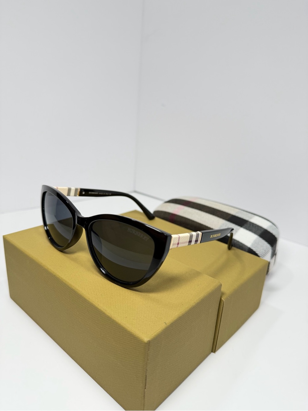 Burberry Black Sunglasses with Beige Check Temples